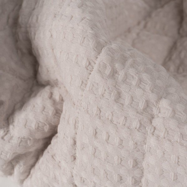 Bež prošiven prekrivač 240x260 cm – Ixia-image-2