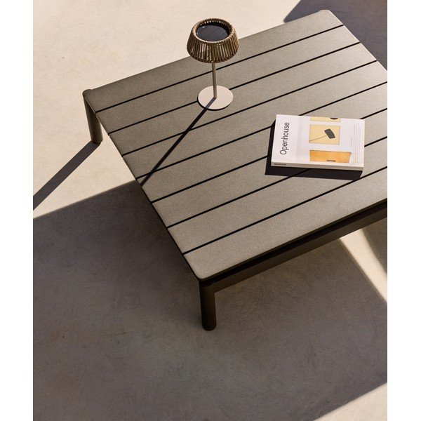 Metalni vrtni stolić za kavu 89x91 cm Sorells – Kave Home-image-1
