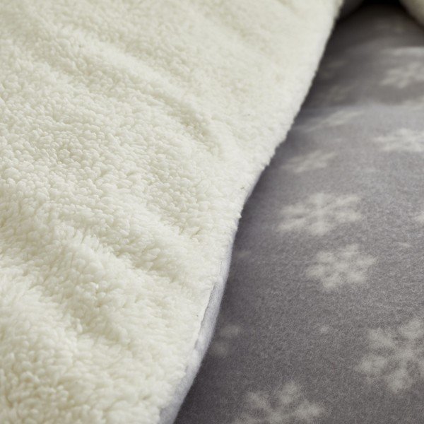 Siva posteljina od mikropliša Catherine Lansfield Cosy Snowman, 200 x 200 cm-image-4
