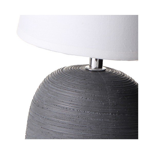Siva stolna lampa keramička s tekstilnim sjenilom (visina 27,5 cm) – Casa Selección-image-2