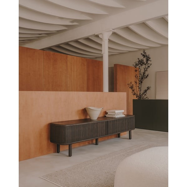 Tamno smeđa TV komoda u dekoru jasena 200x50 cm Mailen – Kave Home-image-1