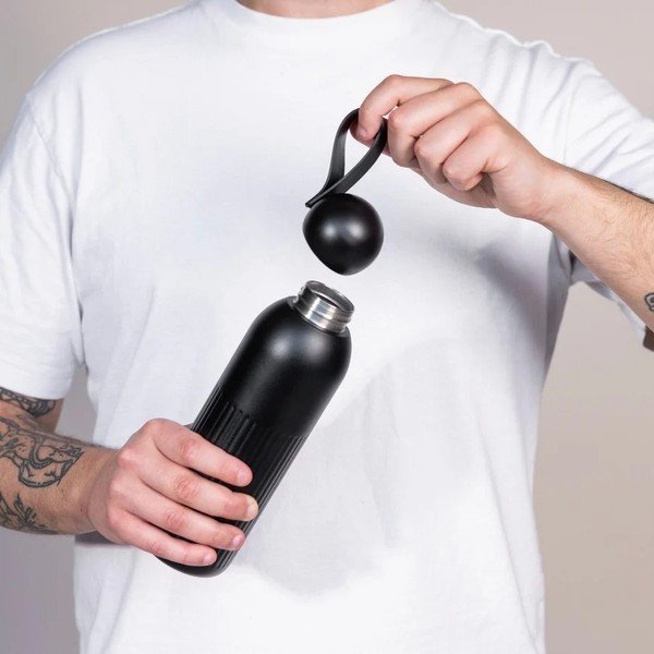 Crna termosica od nehrđajućeg čelika sa slamkom 500 ml Tekla – Sagaform-image-2