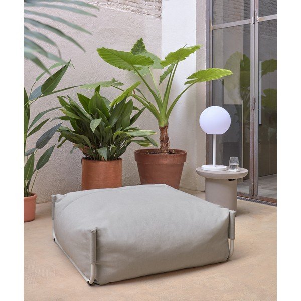 Sivi vrtni tabure Square – Kave Home-image-1