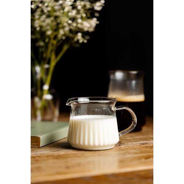 Stakleni vrč za mlijeko 280 ml Mia – Vialli Design-image-2