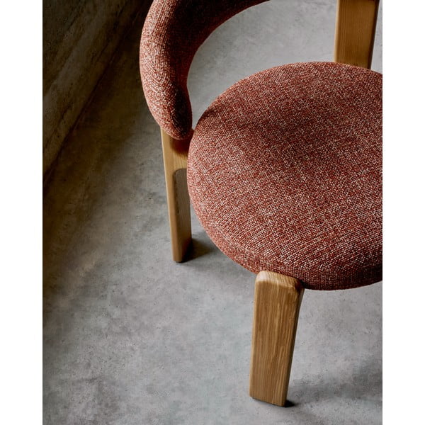 Blagovaonska stolica od čvrste jeseni u prirodnoj boji/boja terakote Granite – Kave Home-image-3