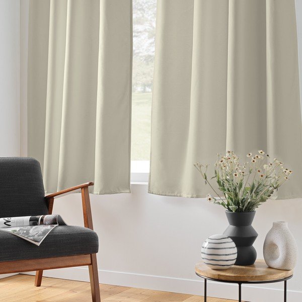 Bež termo izolacijska/za djelomično zamračenje zavjesa od mikrovlakana 135x180 cm Micropolar – douceur d'intérieur-image-1