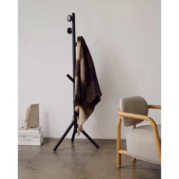 Crna vješalica od masivne bukve 46x170 cm Nadue – Kave Home-image-1