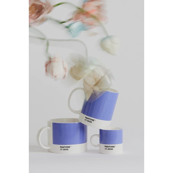 Ljubičasta porculanska šalica 375 ml Very Peri 17-3938 – Pantone-image-1