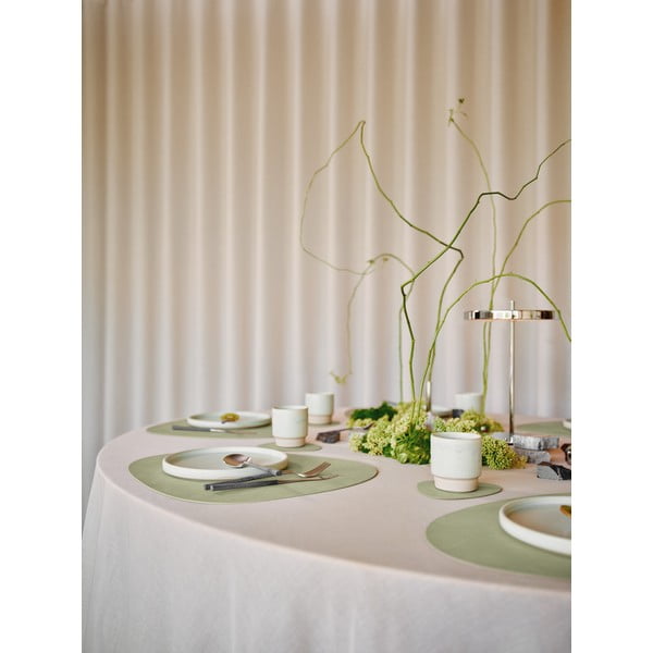 Podmetač od eko kože 37x44 cm Curve L Nupo – LIND DNA-image-4