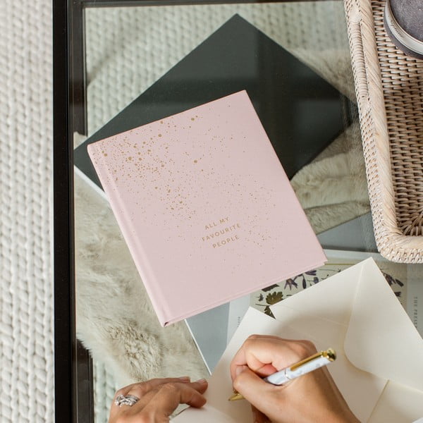 Imenik 104 str - Busy B-image-1