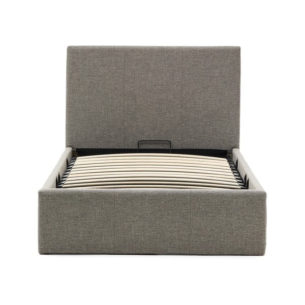 Sivi tapecirani krevet s prostorom za odlaganje s podnicom 90x200 cm Nahiri – Kave Home