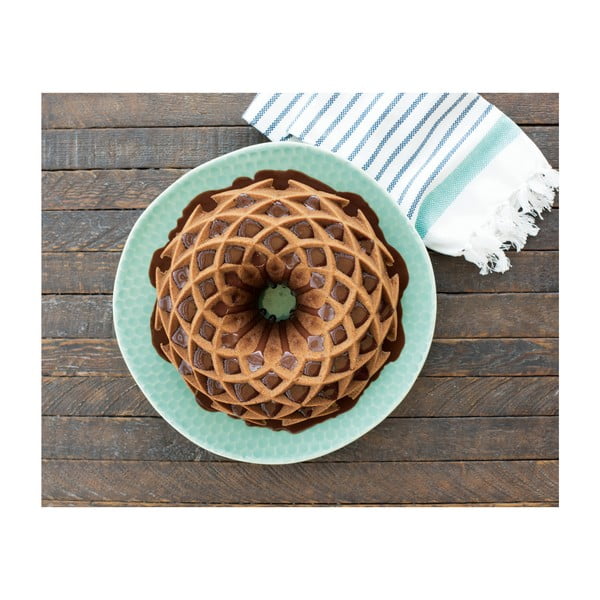 Kalup za kuglof u zlatnoj boji Nordic Ware Jubilee, 2,4 l-image-4