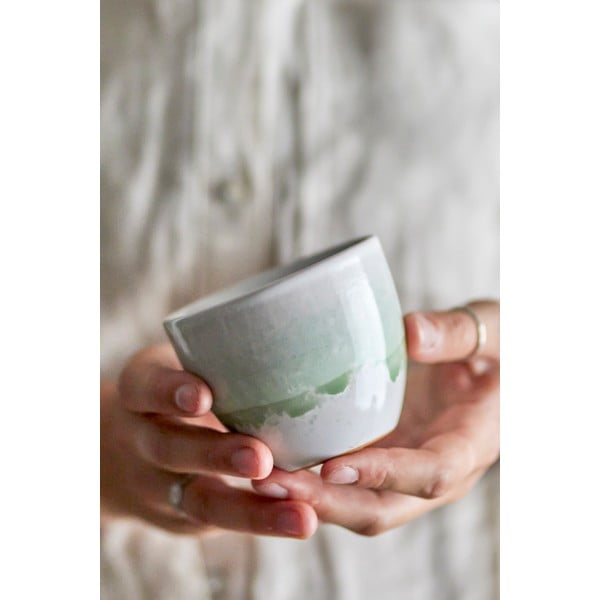 Svijetlo zelena šalica od kamenine 195 ml Paula – Bloomingville-image-1