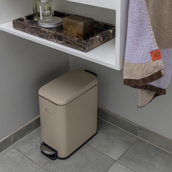 Bež metalna kanta za smeće s pedalom 5 l Wendy – Mette Ditmer Denmark-image-1