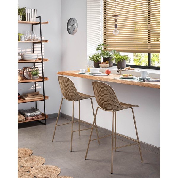 Bež metalna/plastična vrtna barska stolica Quinby – Kave Home-image-4