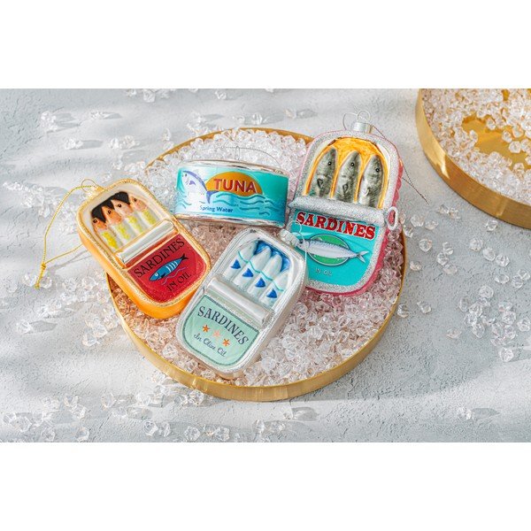 Stakleni ukas za božićno drvce 7 cm Can of Sardines – Sass & Belle-image-3