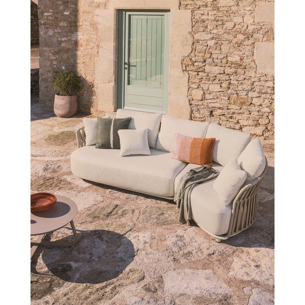 Bež/smeđe-siva podstavljena vrtna sofa Osani – Kave Home-image-1