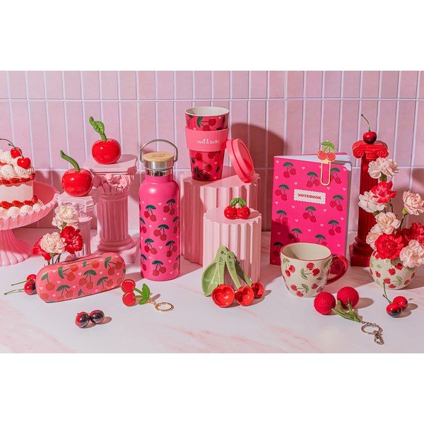 Bež keramička šalica 250 ml Cherries – Sass & Belle-image-3