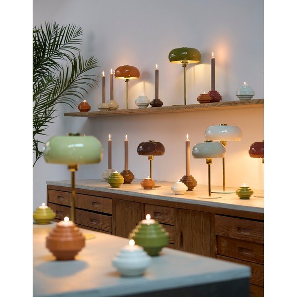 Narančasta stolna lampa s metalnim sjenilom (visina 40 cm) Surin – Light & Living-image-1