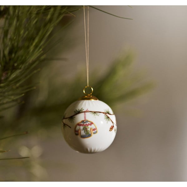Porculanski božićni ukras ø 6 cm Hammershøi Christmas Bauble 2025 – Kähler Design-image-1