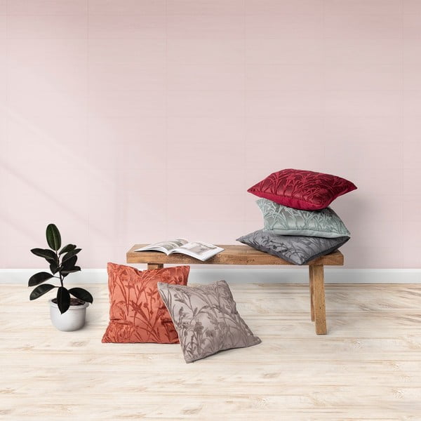 Zeleni ukrasni jastuk Tiseco Home Studio Iris, 45 x 45 cm-image-1