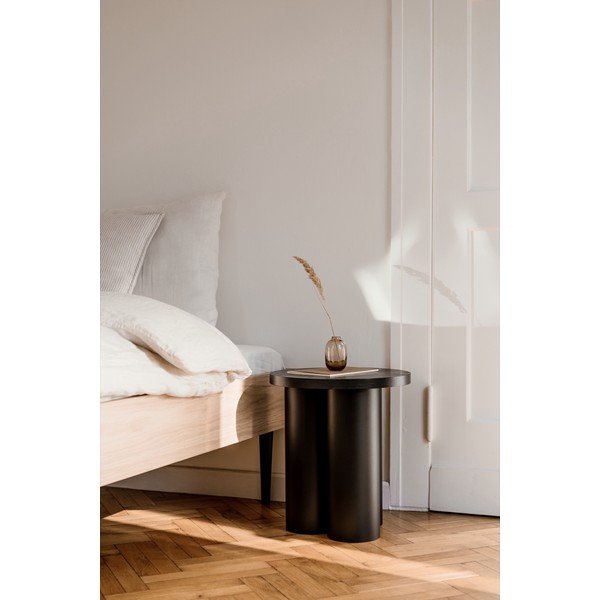 Crni bračni krevet od iverice bez uzglavlja s podnicom 200x200 cm Streiko – noo.ma-image-4