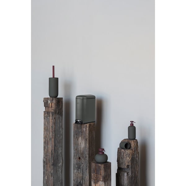 Tamno zeleni keramički dozator sapuna 120 ml Lotus Play – Mette Ditmer Denmark-image-4