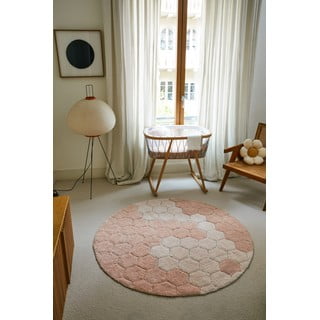 Svijetlo ružičasti periv/ručno rađen pamučan okrugao tepih ø 140 cm Honeycomb Rose – Lorena Canals