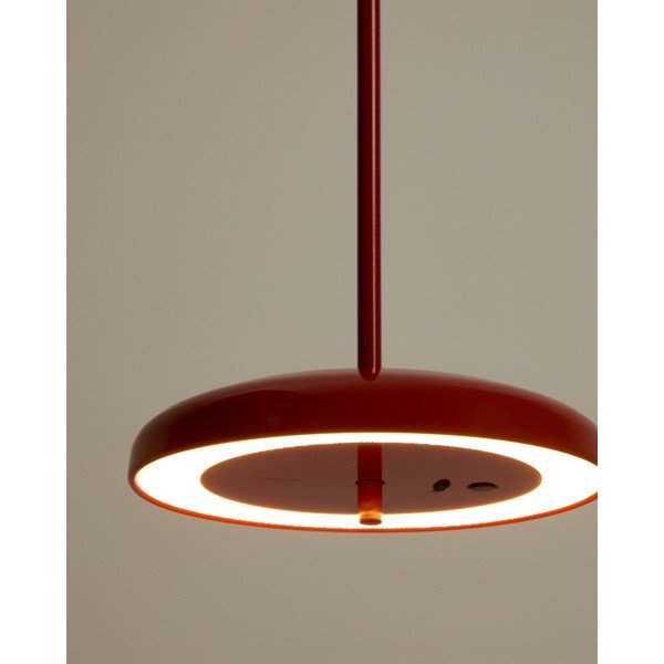 Crvena LED stropna svjetiljka s mogućnosti zatamnjivanja s metalnim sjenilom ø 16 cm Porte – Kave Home-image-1