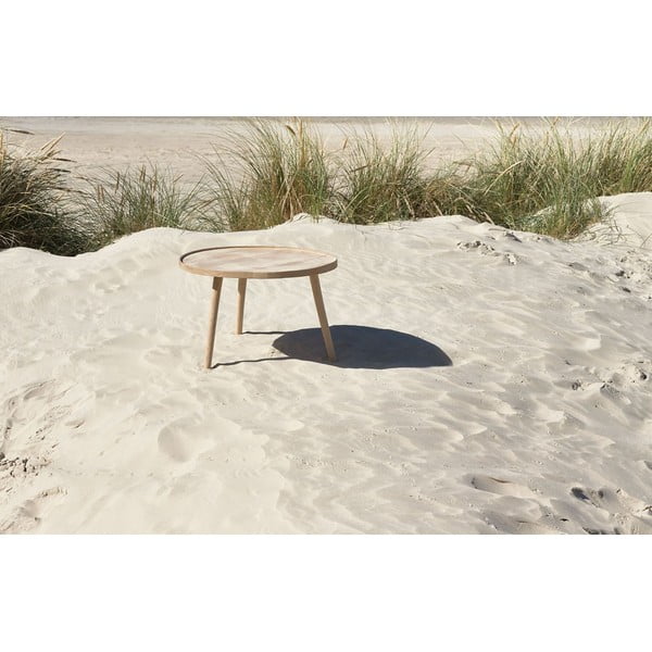 Okrugao stolić za kavu od punog hrasta u prirodnoj boji ø 70,5 cm Ebern – Villa Collection-image-3