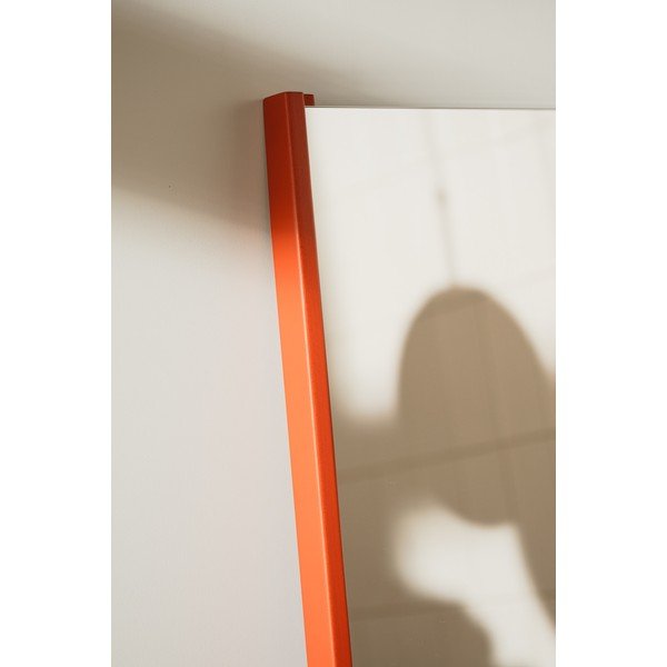 Stojeće ogledalo s okvirom od masivnog drveta 49x166 cm Lun – noo.ma-image-2