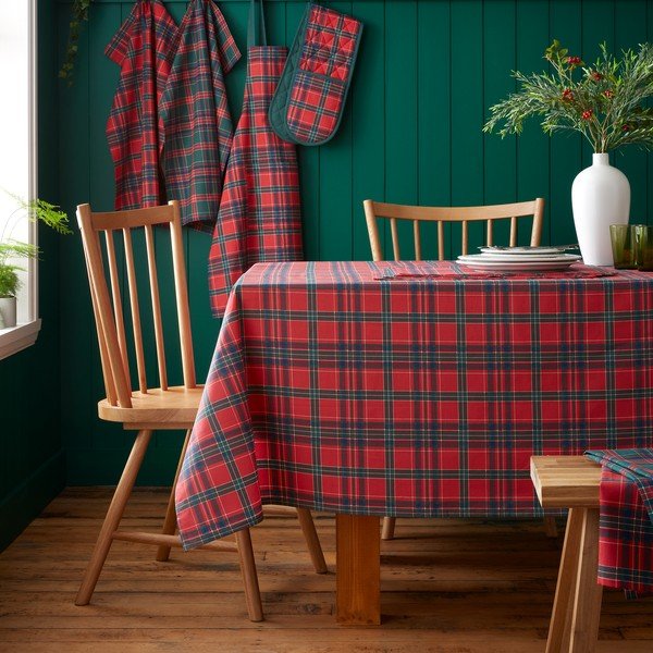 Pamučan stolnjak s božićnim motivom 178x137 cm Christmas Tartan Check – Catherine Lansfield-image-2