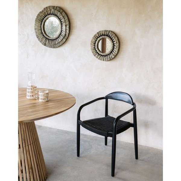 Crna vrtna stolica od drveta eukaliptusa Kave Home Glynis-image-1