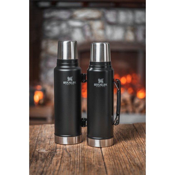 Crna termosica od nehrđajućeg čelika 1 l Legendary Classic Black – Stanley-image-1