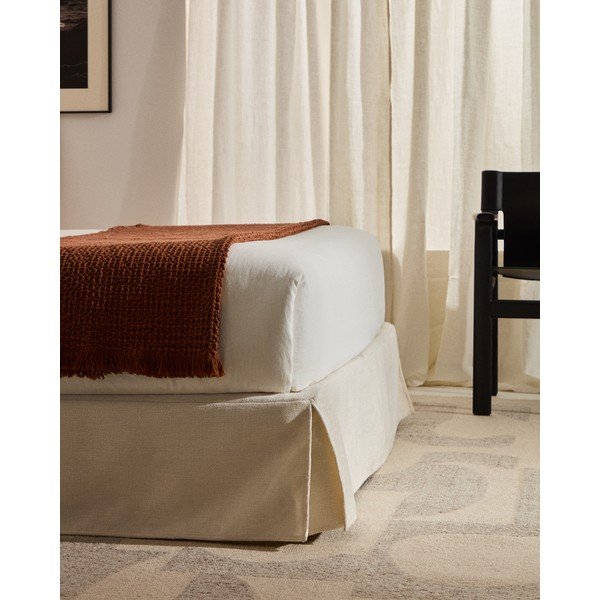 Bijeli tapecirani bračni krevet bez uzglavlja 180x200 cm Jaira – Kave Home-image-1