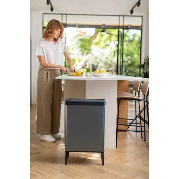 Siva kanta za smeće na dodir od reciklirane plastike 54 l Verto High – Curver-image-3