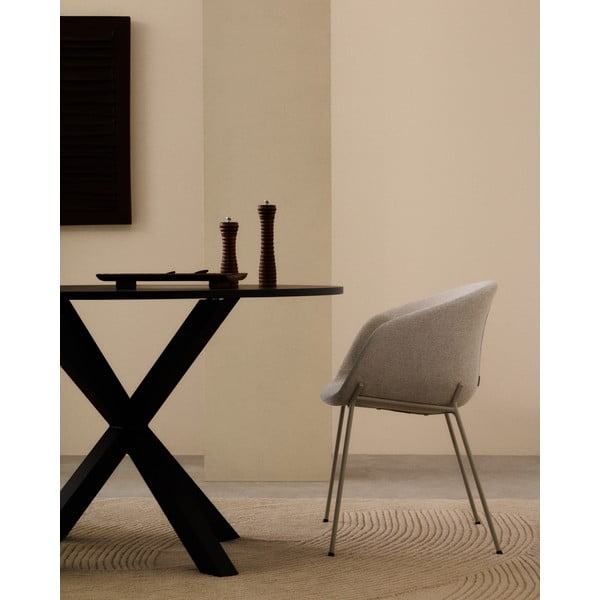 Bež podstavljena blagovaonska stolica s naslonima za ruke Yvette – Kave Home-image-1