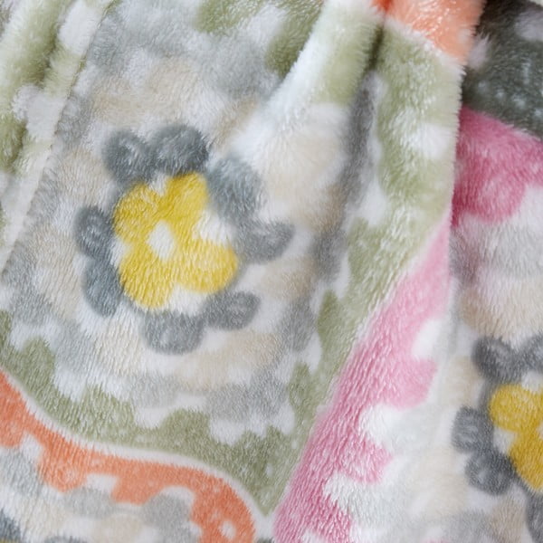Deka od mikropliša 130x170 cm Crochet Print Cosy – Catherine Lansfield-image-2