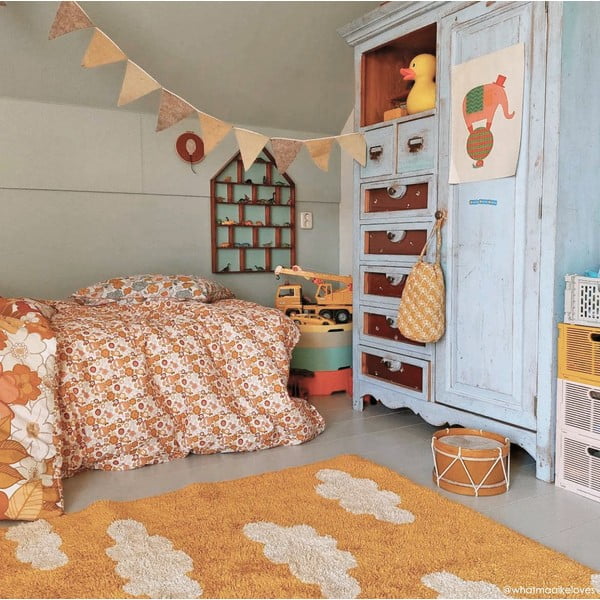 Senf žuti periv/ručno rađen pamučan dječji tepih 120x160 cm Clouds Mustard – Lorena Canals-image-1