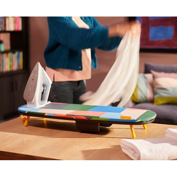 Stolni/sklopiva daska za glačanje 90x33 cm Pocket – Joseph Joseph-image-1