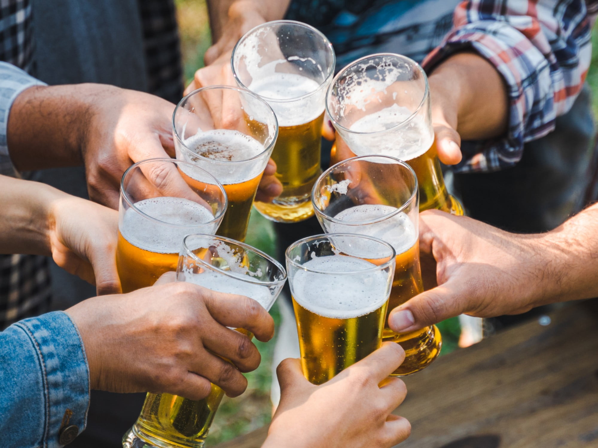 Što je osnova uspješne muške vrtne zabave? Dobro ohlađeno pivo.
