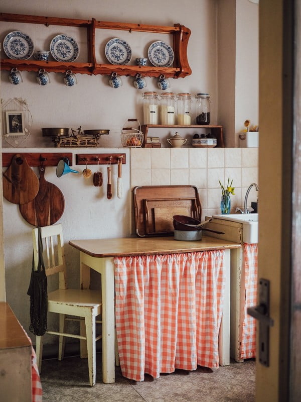 Kuhinja u rustikalnom stilu u vikendici