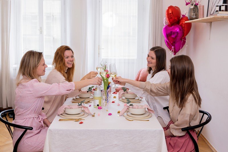 Inspiracija: Valentinovo, Blagovaonica