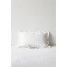 Bijela lanena jastučnica s naboranim rubom Linen Tales, 50 x 60 cm